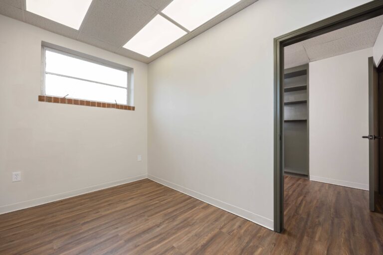 3bd4c656158347ee8ef14906d27b7022_3000x2000_resize